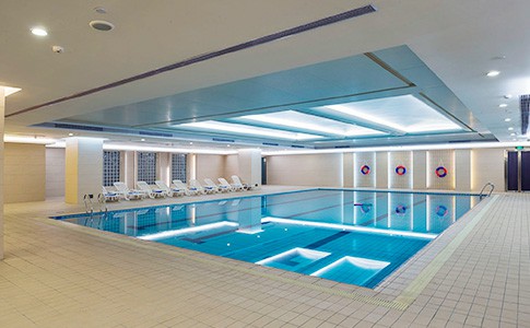 廣東茂名信宜亙德育龍灣小區(qū)泳池工程客戶見證