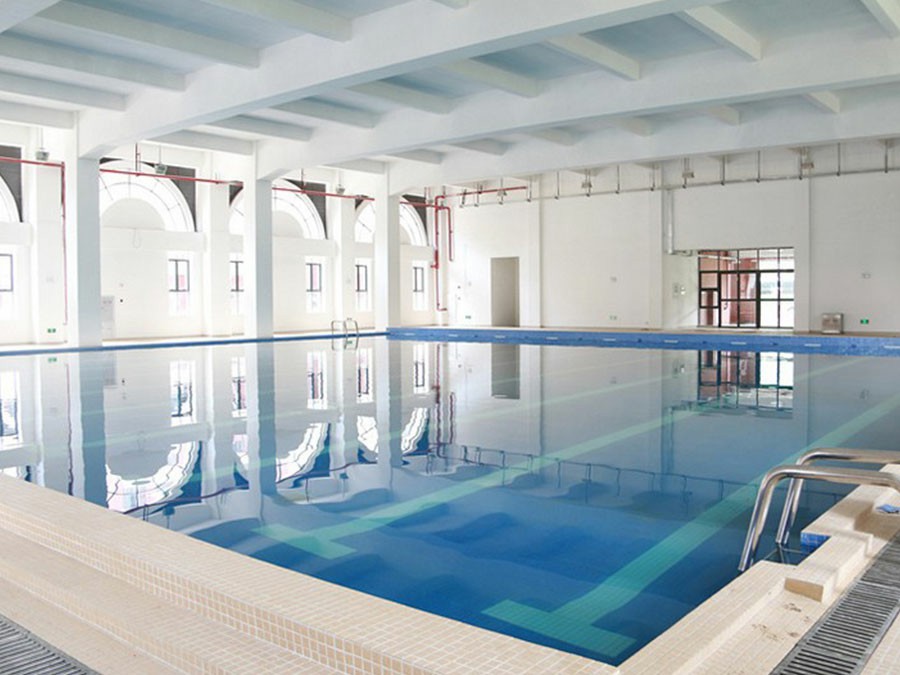 廣州金沙洲華僑中學(xué)恒溫泳池工程