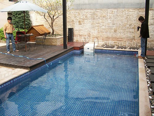 廣州金域藍灣FX25私家別墅泳池工程