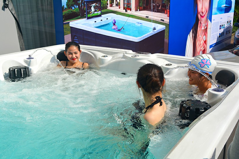 無邊際泳池為什么游不到邊？原來是因為這個