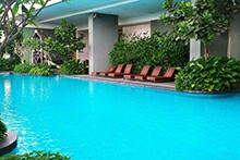 如何選擇泳池水處理設備廠家? alt=