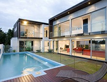 還在為室外別墅泳池設備怎么選而煩惱？看這里[戴高樂泳池設備]