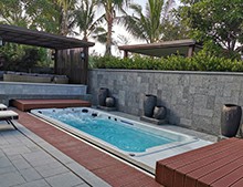 為什么要擁有一個無邊際泳池機？四大理由夠不夠[戴高樂泳池設備]