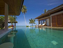 無邊際泳池，讓你足不出戶體驗無限暢游，感受過沒?[戴高樂泳池設備]