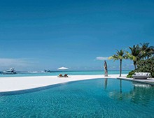 無邊際泳池真的游不到邊嗎?結(jié)果超乎你的想象[戴高樂泳池設(shè)備]