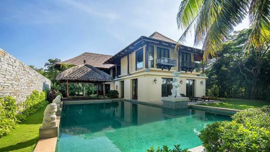 感覺新建泳池太小了?來了解一下這款無邊際泳池機組吧——戴高樂泳池設(shè)備