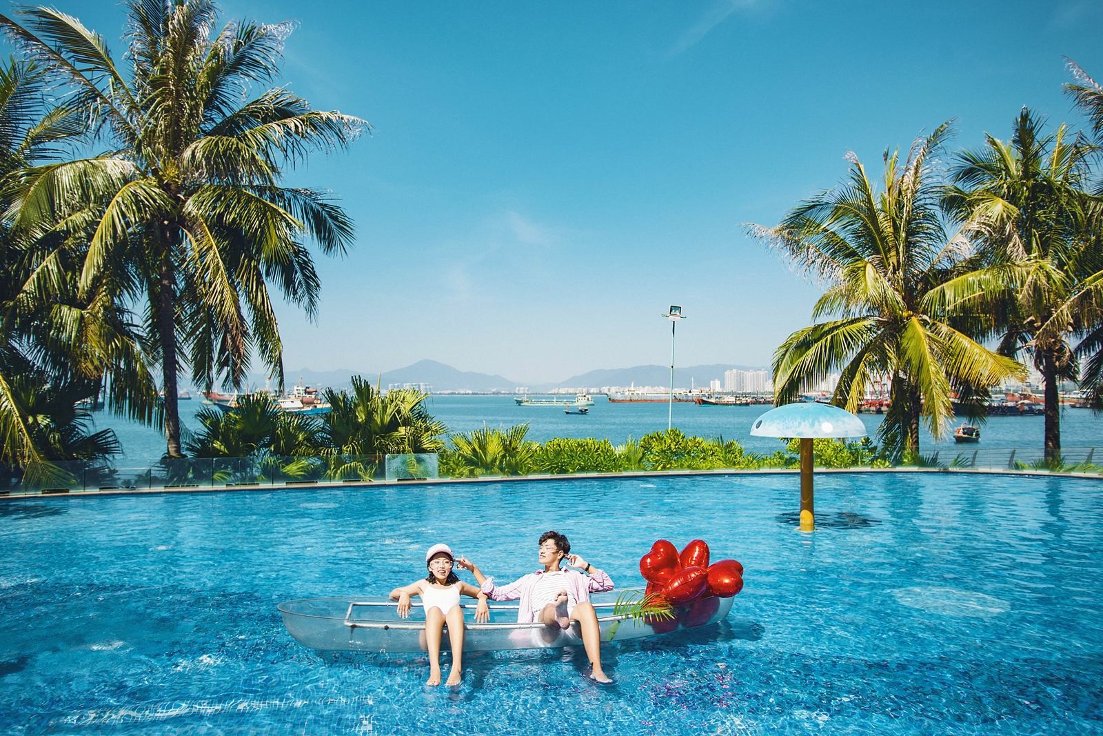 想建造私人泳池但空間不夠用?那你選它就對了——戴高樂泳池設(shè)備