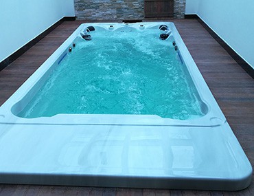 私家別墅泳池新風(fēng)向:私人沖浪泳池