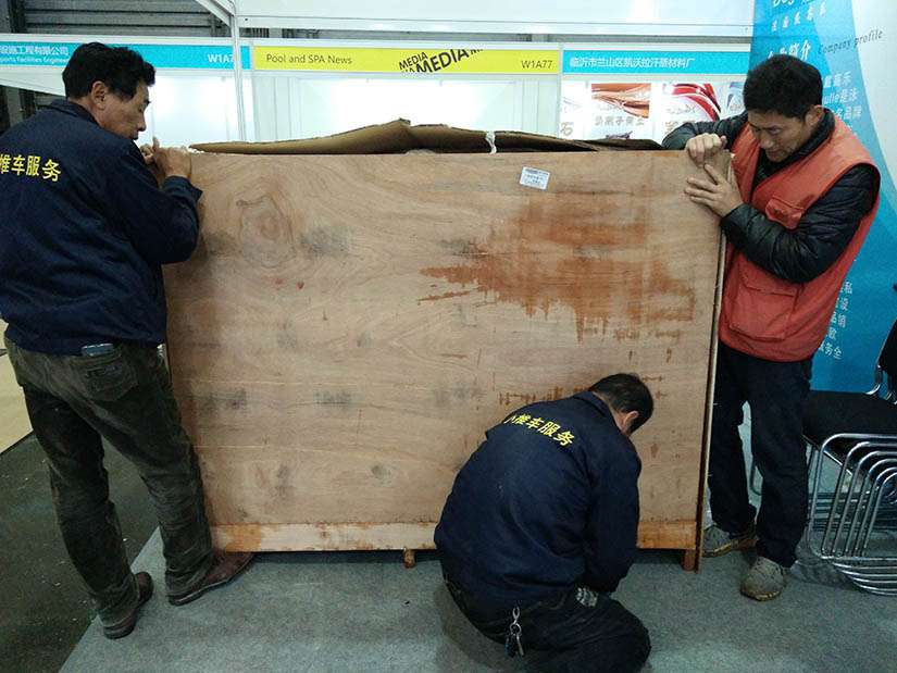 戴高樂泳池設備 戴高樂泳池設備