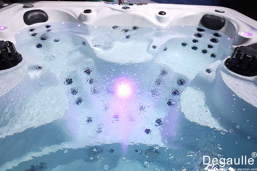 無(wú)邊際泳池 無(wú)邊際泳池