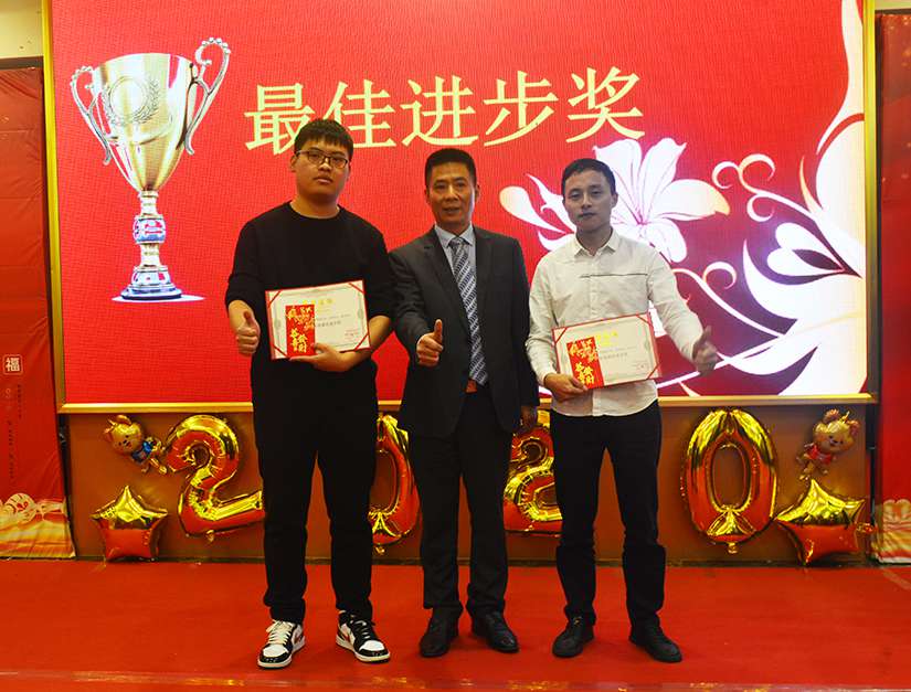 戴高樂泳池設備 戴高樂泳池設備