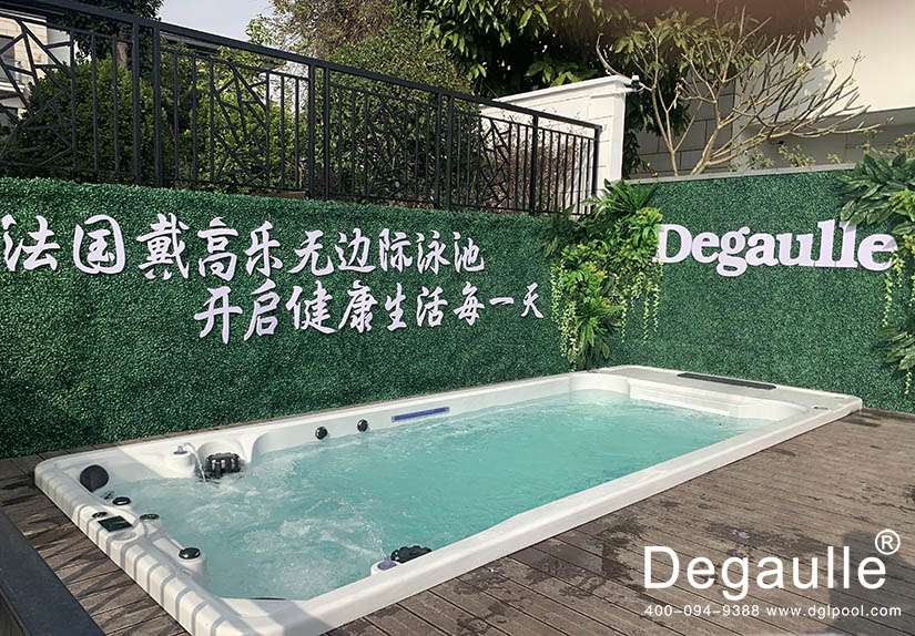 戴高樂無邊際泳池 戴高樂無邊際泳池