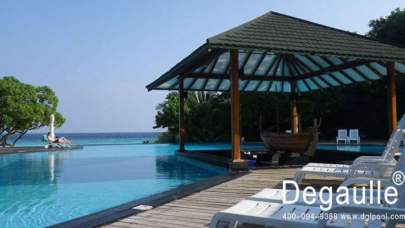 6363.jpg 無(wú)邊際泳池,恒溫設(shè)備,空氣源熱泵,戴高樂(lè)泳池設(shè)備.jpg