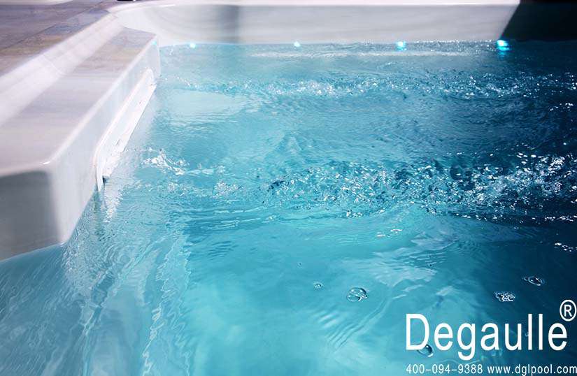 別墅泳池.jpg 別墅泳池.jpg