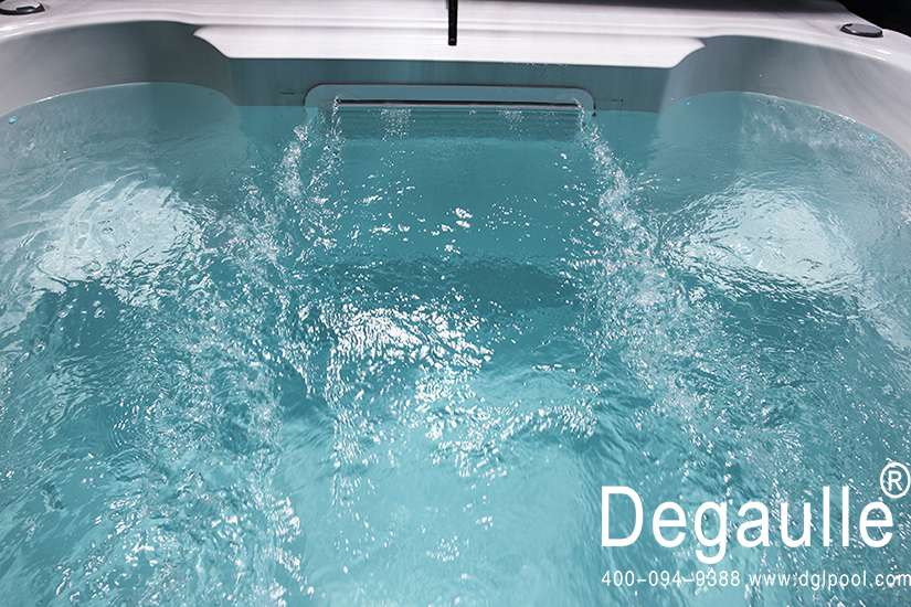 別墅泳池.jpg 別墅泳池.jpg