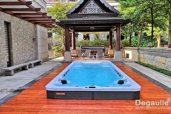 無(wú)邊際游泳池廠家